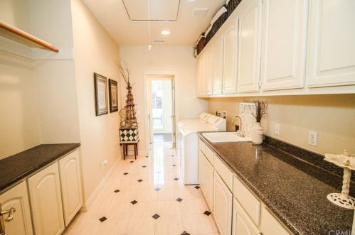 30687 San Pasqual Rd, Temecula CA 92591-1521 exterior