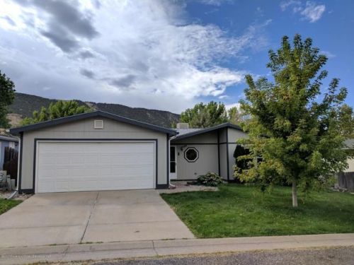 84 Tamarack Cir, Parachute, CO 81635-9495