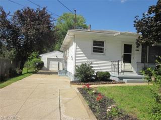 1301 Alphada Ave, Akron, OH 44310-2643