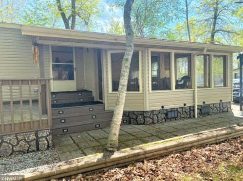 6760 Rocky Point Rd, Roosevelt MN  56673-3468 exterior