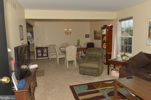 1159 Bloomfield Cir, Lansdale, PA 19446-6631