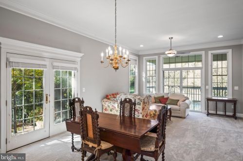 15573 Alderbrook Dr, Haymarket VA  20169-6130 exterior