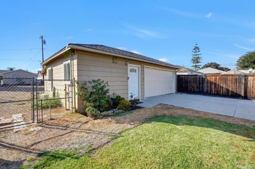 425 Laurel Ave, Brea CA  92821-6632 exterior
