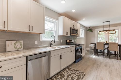 602 Salem Ave, West Deptford NJ  08096-3118 exterior