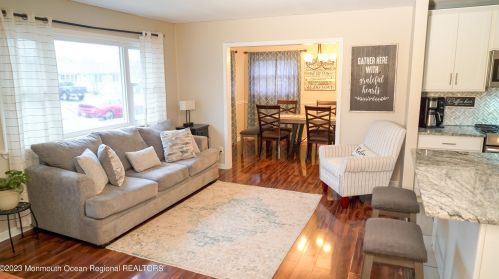 27 Castle Ave, Jackson Twp, NJ 08527-2425