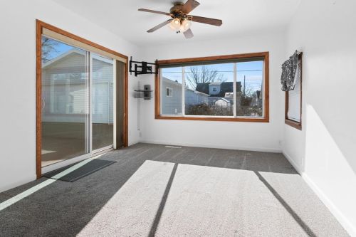 341 Grandview Ave, Menasha WI  54952-2225 exterior