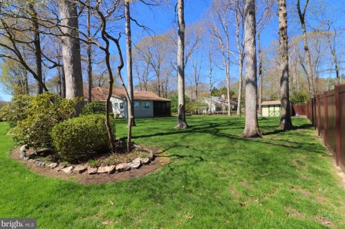 2 Roberts Rd, Lewes DE  19958-9795 exterior