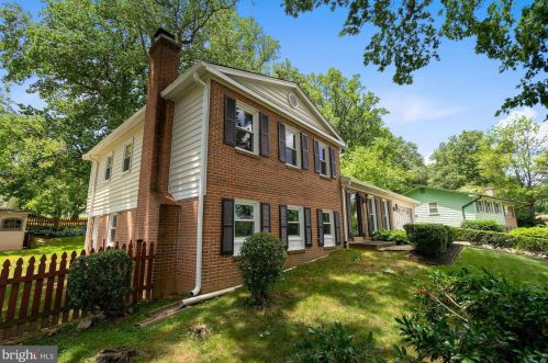 7209 Idylwood Ct, Falls Church VA  22043-1530 exterior