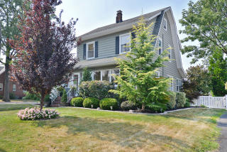 120 Pershing Rd, Clifton, NJ 07013-3461