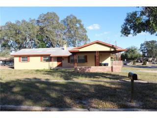 2223 Dunsford Dr, Orlando, FL 32808-4201