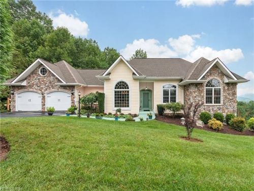 312 Mountain Valley Dr, Hendersonville NC  28739-8727 exterior
