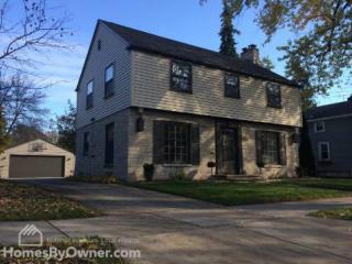 1120 State St, Appleton, WI 54911-4322