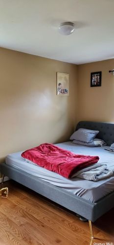 106 Fig St, Central Islip NY  11722-4202 exterior