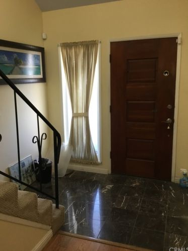 700 Acoma Dr, Long Beach, CA 90746-1003