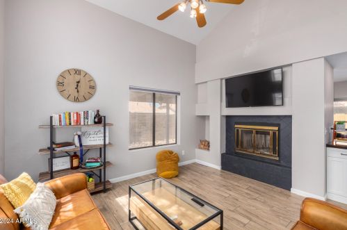 4210 Siesta Ln, Glendale AZ  85308-7504 exterior