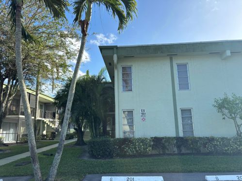 7523 Oriole Blvd, Delray Beach, FL 33446-1367