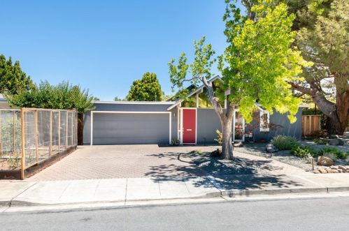 1231 Eichler Ct, Mountain View, CA 94040-2937