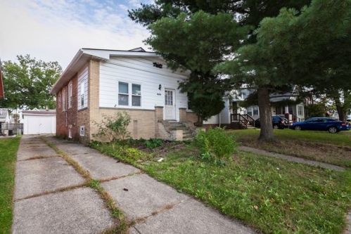 3865 135 St, Cleveland OH  44111-4429 exterior