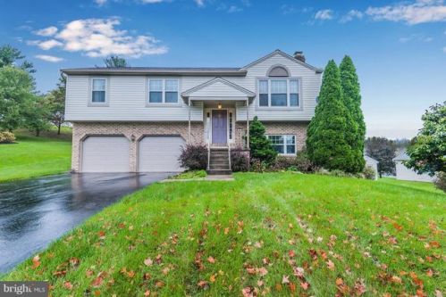 4 Briar Ct, Siddonsburg PA  17019-1386 exterior