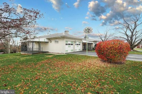 201 Linden Ave, Red Lion, PA 17356-2308