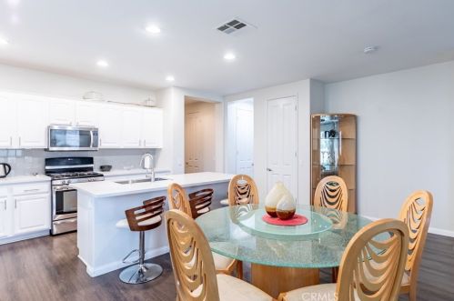 1361 Crown Imperial Ln, Beaumont CA  92223-8487 exterior