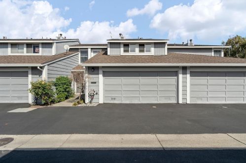 751 Woodgate Pl, San Leandro, CA 94579-2424