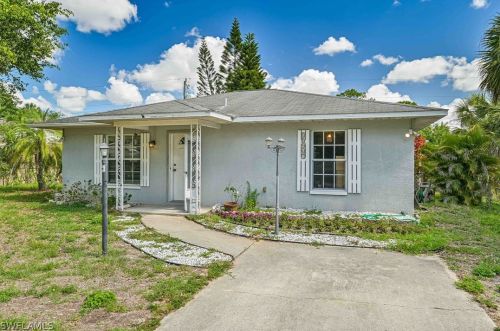 10961 Park Ave, Bonita Springs, FL 34135-5855