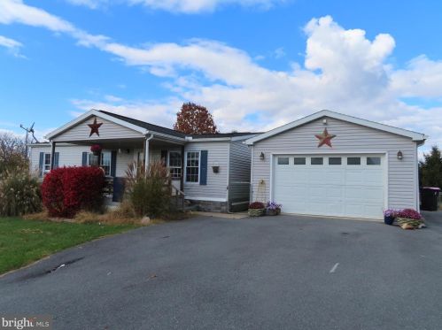 6053 Hager Rd, Upton PA  17225-9006 exterior