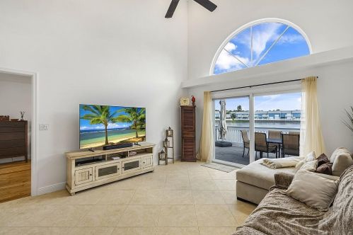 812 Ocean Dunes Cir, Jupiter FL  33477-9121 exterior