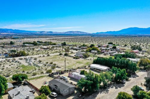 13604 Colony Rd, Desert Hot Springs CA  92240-4909 exterior