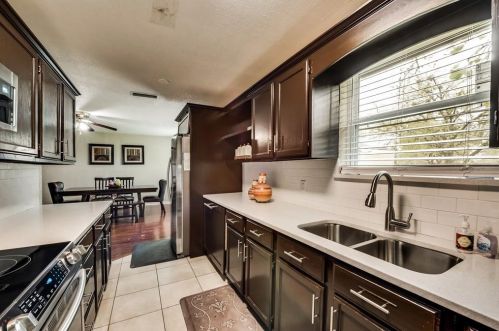 3404 Royal Crst Dr, Fort Worth TX 76140-2716 exterior