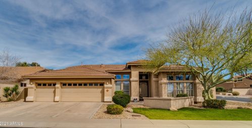 6514 Robin Ln, Glendale, AZ 85310-4287