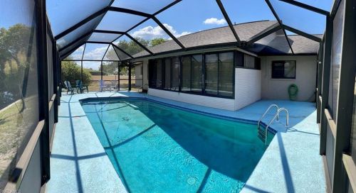 545 2nd St, Cape Coral, FL 33990-1106