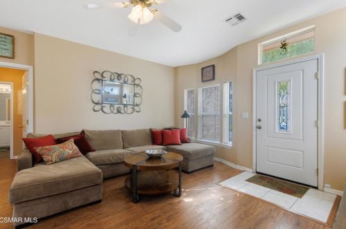 142 Pueblo Ln, Topanga CA  90290-4461 exterior