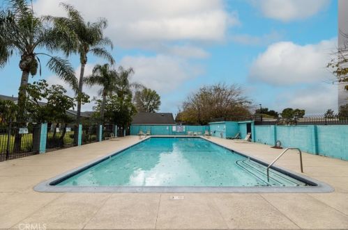 7206 Santa Isabel Cir, Buena Park CA  90620-3138 exterior