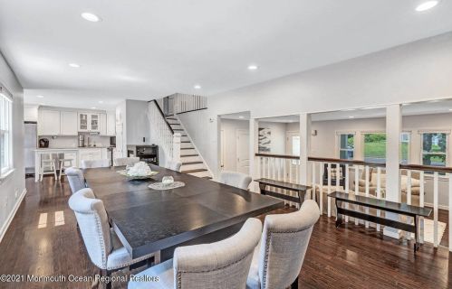 5 Coach Dr, Hazlet NJ  07730-1806 exterior