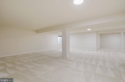 445 Lord Fairfax St, Charles Town WV  25414-2603 exterior