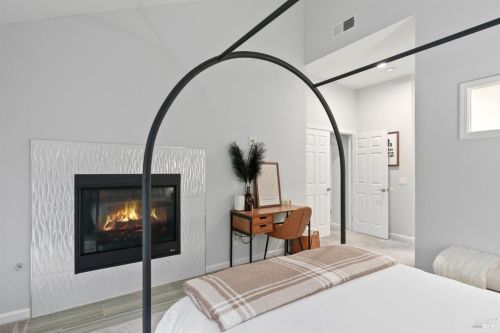 2090 Stonefield Ln, Santa Rosa CA  95403-0951 exterior