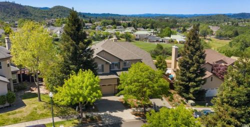 5864 Sailing Hawk Ave, Santa Rosa, CA 95409-7308