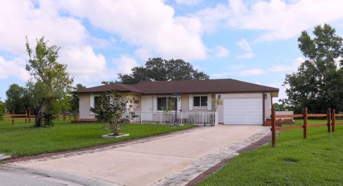 2078 West Dunbrooke Cir, Fort Pierce, FL 34952-8122