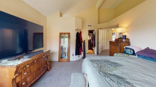 1025 Jasmine St, Redlands CA  92374-4925 exterior