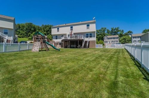 126 Tartan Rd, Gibsonia PA  15044-9416 exterior