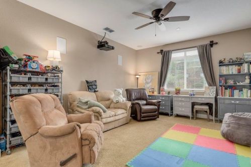 2616 Wagner Pl, Folsom CA  95762-9566 exterior