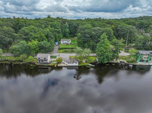 103 Shadow Lake Rd, Salem, NH 03079-1426