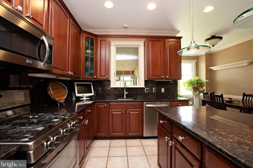 7 Mckinley Ave, Blenheim NJ  08012-5355 exterior