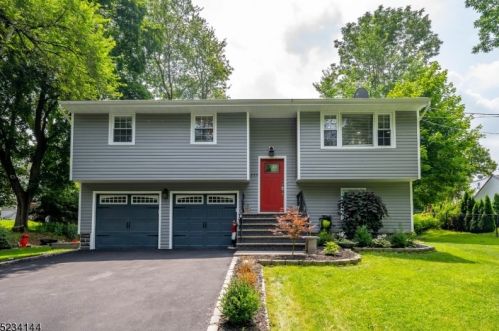 275 Grant St, Berkeley Heights NJ  07922-1142 exterior
