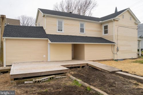 3 Liberty St, Harrington DE  19952-1122 exterior