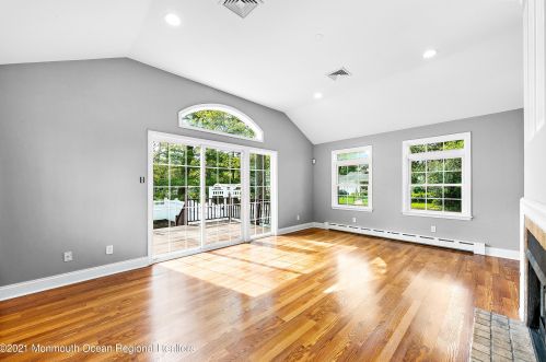 2278 Burroughs Ave, Northfield NJ  08225-1063 exterior
