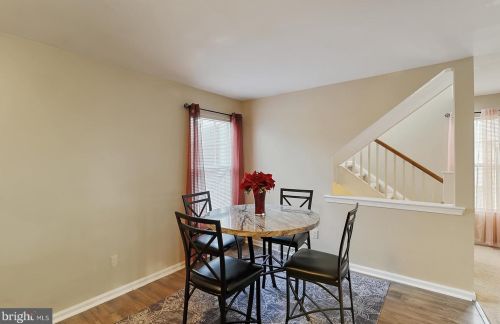 28 Quillen St, Dover DE  19904-5686 exterior