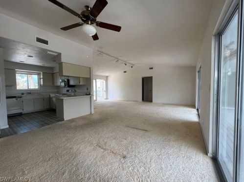 6460 Pine Ave, Sanibel, FL 33957-2034